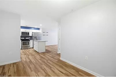 7100 W Friendly Avenue #205, Greensboro, NC 27410 - Photo 12