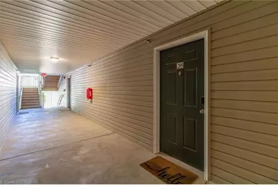 7100 W Friendly Avenue #205, Greensboro, NC 27410 - Photo 6