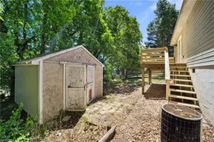 118 Hidden Hills Dr, Thomasville, NC 27360 - Photo 30