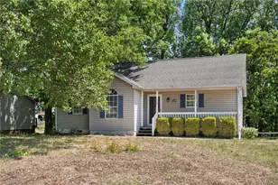 118 Hidden Hills Dr, Thomasville, NC 27360 - Photo 4