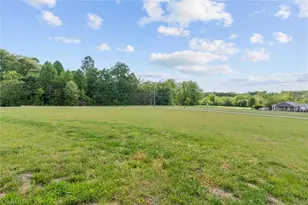 861 Creed Rd, Ararat, NC 27007 - Photo 18