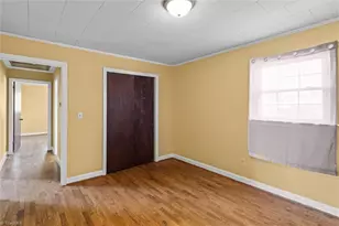 861 Creed Rd, Ararat, NC 27007 - Photo 10