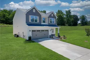 4086 Stallion St, High Point, NC 27262 - Photo 2