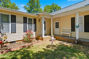 645 Shellhabour Blvd, Rural Hall, NC 27045 - Photo 2