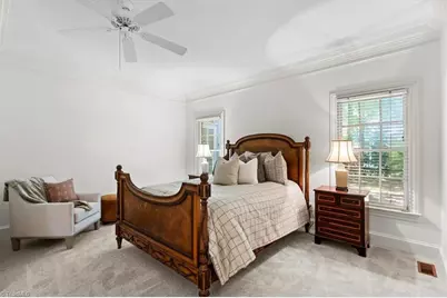 10 Elm Grove Way, Greensboro, NC 27405 - Photo 20