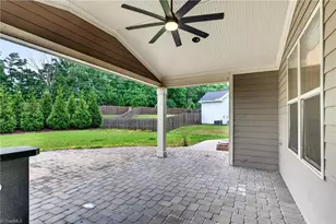 803 Sugarberry Ln, Greensboro, NC 27455 - Photo 42