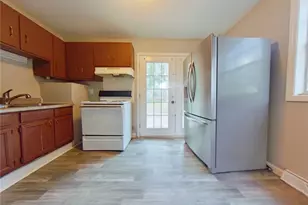 2021 Maywood St, Greensboro, NC 27403 - Photo 2