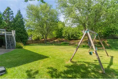 435 Ashbry Run Drive, Winston-Salem, NC 27106 - Photo 10