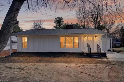 1604 Lexington Avenue E, High Point, NC 27262 - Photo 2