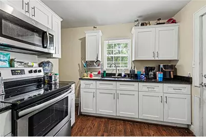 818 Hilltop Street, High Point, NC 27260 - Photo 8