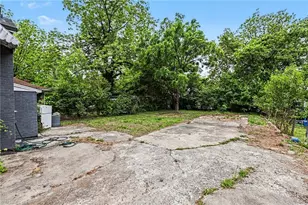 818 Hilltop St, High Point, NC 27260 - Photo 16
