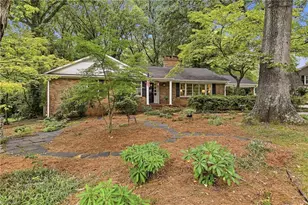 706 Friar Tuck Rd, Winston-Salem, NC 27104 - Photo 4