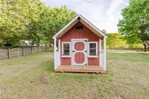 1270 Birch Hill Dr, Kernersville, NC 27284 - Photo 26