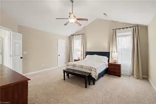 3215 Cottingham Ct, Greensboro, NC 27410 - Photo 14