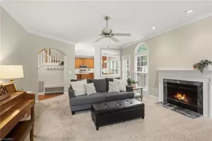 3215 Cottingham Ct, Greensboro, NC 27410 - Photo 4