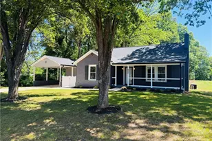 632 Stokesburg Rd, Walnut Cove, NC 27052 - Photo 8
