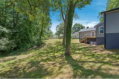 632 Stokesburg Road, Walnut Cove, NC 27052 - Photo 10