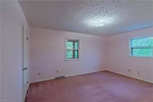 169 Tanglewood Dr, Mount Airy, NC 27030 - Photo 10