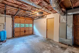 169 Tanglewood Dr, Mount Airy, NC 27030 - Photo 28