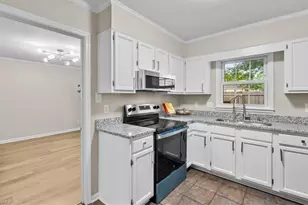 3210 Regents Park Ln, Greensboro, NC 27455 - Photo 16