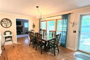 126 Auburn Ave, Elkin, NC 28621 - Photo 4