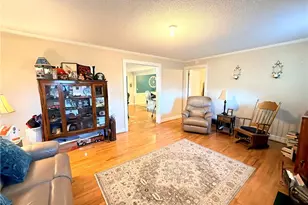 126 Auburn Ave, Elkin, NC 28621 - Photo 10