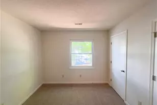 5655 Hornaday Rd, Greensboro, NC 27409 - Photo 4