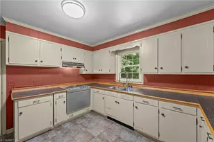 112 Florence St, Graham, NC 27253 - Photo 10