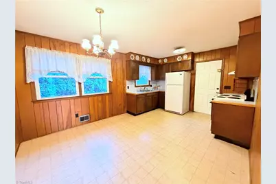 581 Martin Byrd Road, Elkin, NC 28621 - Photo 6