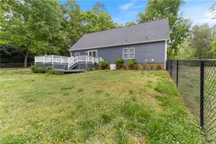 610 Forrest Dr, Reidsville, NC 27320 - Photo 10