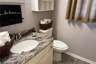 1002 Lawson St, Eden, NC 27288 - Photo 16