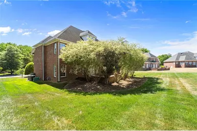736 Meadowood Drive, Burlington, NC 27215 - Photo 36