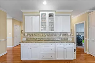 736 Meadowood Dr, Burlington, NC 27215 - Photo 20