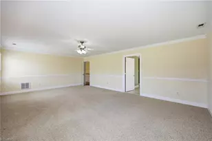 736 Meadowood Dr, Burlington, NC 27215 - Photo 24
