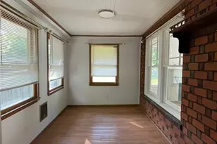 5818 Savoy Ln, Greensboro, NC 27410 - Photo 2