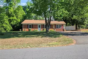 122 Redwood Bend, King, NC 27021 - Photo 4