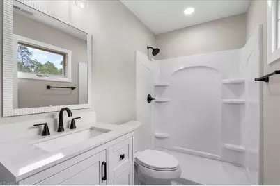 912 Hilltop Boulevard, Reidsville, NC 27320 - Photo 30