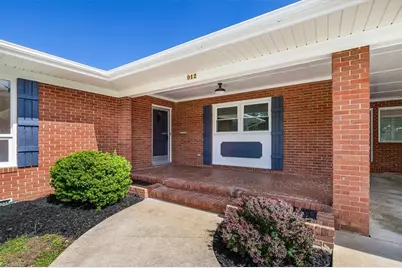 912 Hilltop Boulevard, Reidsville, NC 27320 - Photo 4