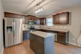 4258 Salem Springs Ct, Winston-Salem, NC 27101 - Photo 16