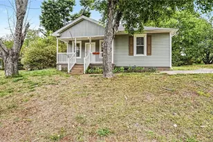 769 Circle Dr, Eden, NC 27288 - Photo 2