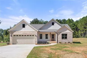 434 Potters Landing, Denton, NC 27239 - Photo 2