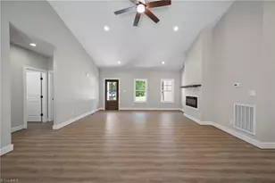 434 Potters Landing, Denton, NC 27239 - Photo 6