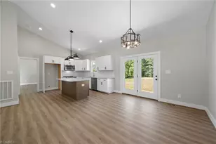434 Potters Landing, Denton, NC 27239 - Photo 16