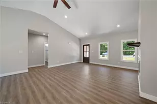 434 Potters Landing, Denton, NC 27239 - Photo 4
