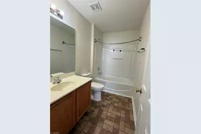 4 Vodington Circle, Greensboro, NC 27405 - Photo 14