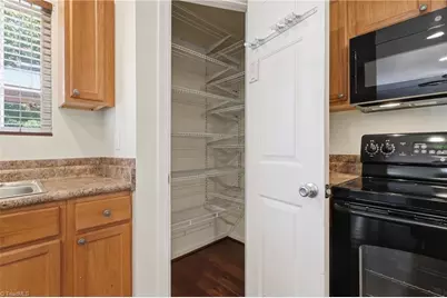 4 Vodington Circle, Greensboro, NC 27405 - Photo 16