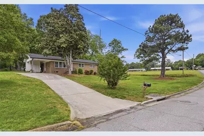 104 Jacklyn Court, High Point, NC 27265 - Photo 6