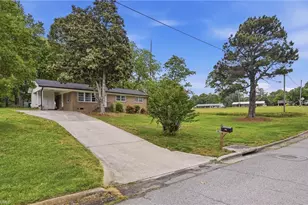 104 Jacklyn Ct, High Point, NC 27265 - Photo 6