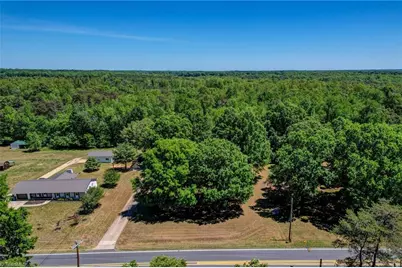124 Clydes Drive, Reidsville, NC 27320 - Photo 4