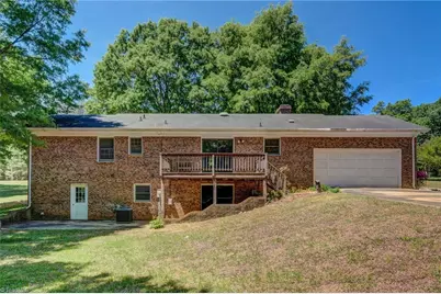 124 Clydes Drive, Reidsville, NC 27320 - Photo 12